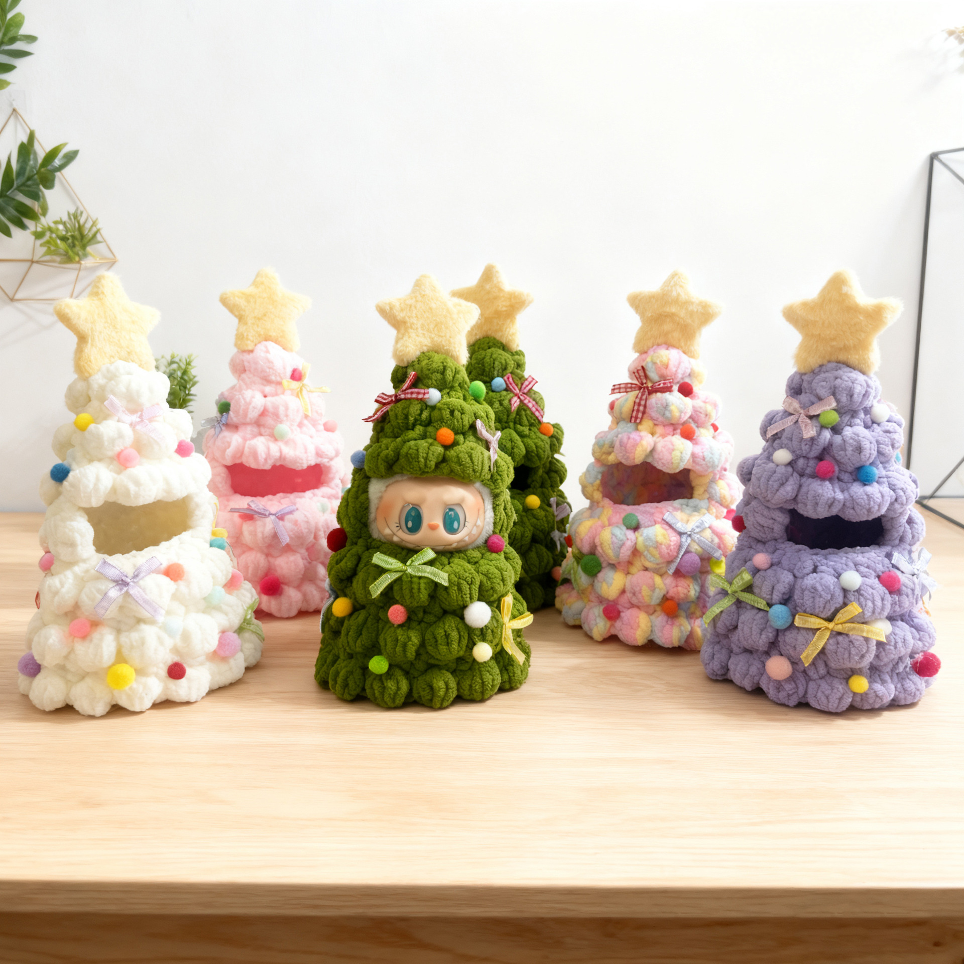 Cross-Border Handmade Crochet Christmas Tree, First, Second, and Third Generation 17cm Labubu Doll Clothes Finished Product Ornaments