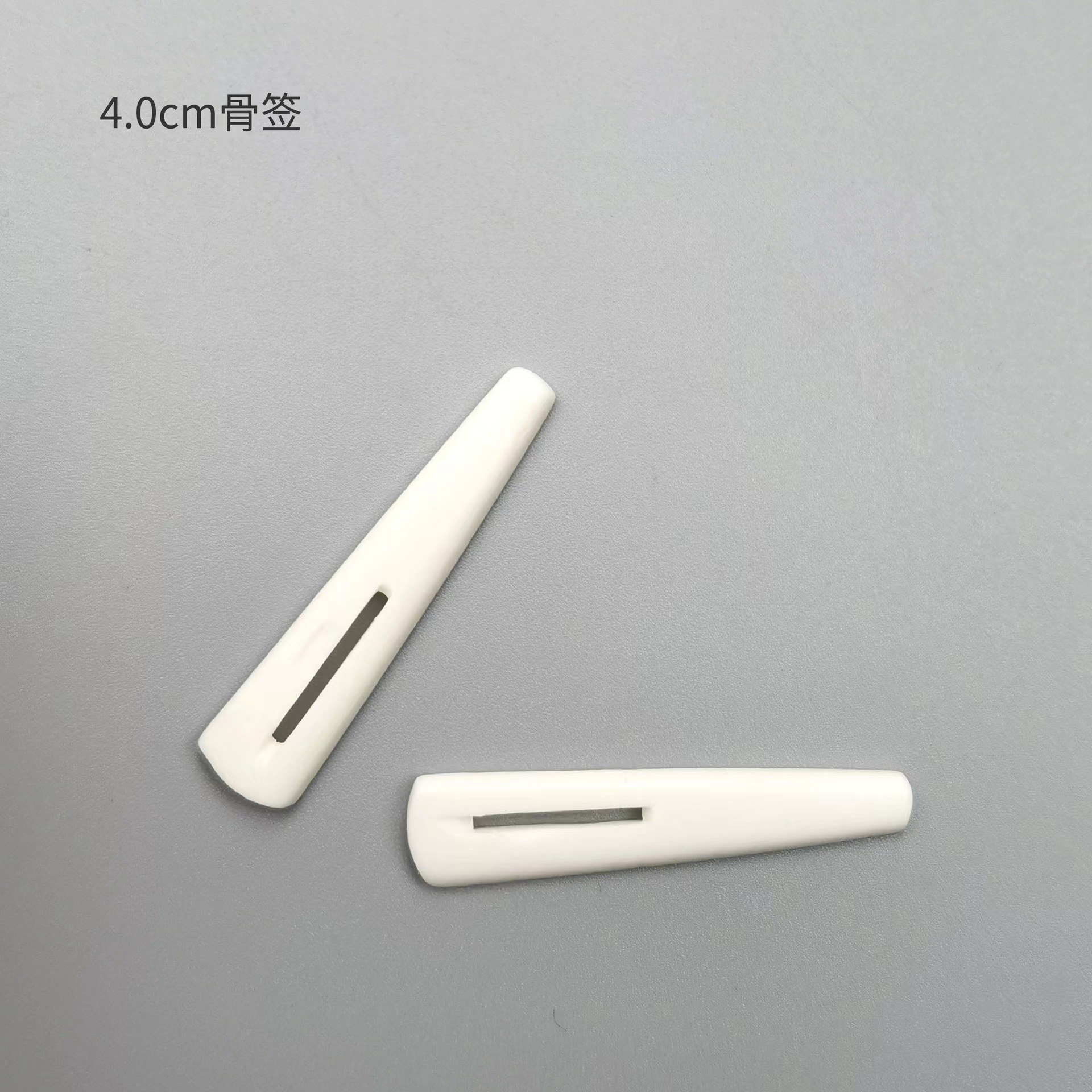 Brocade box ox bone stick Chinese painting mounting material ox bone stick aluminum stick plastic bone stick ox bone other bone stick plastic stick