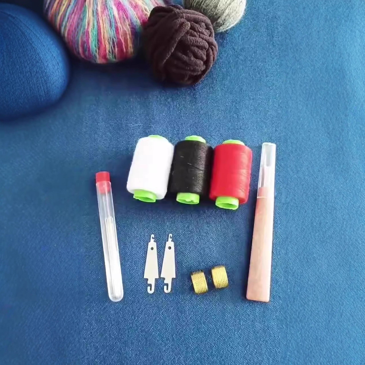 34-Piece Household Sewing Kit Set, Three-Layer Portable Multifunctional Hand Sewing Kit for Sewing