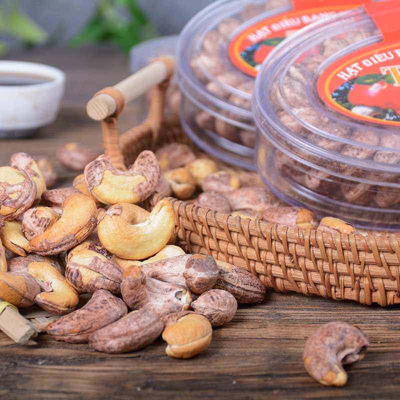 Babo cashew flat box Vietnam Cashew with leather cashew wholesale 150g