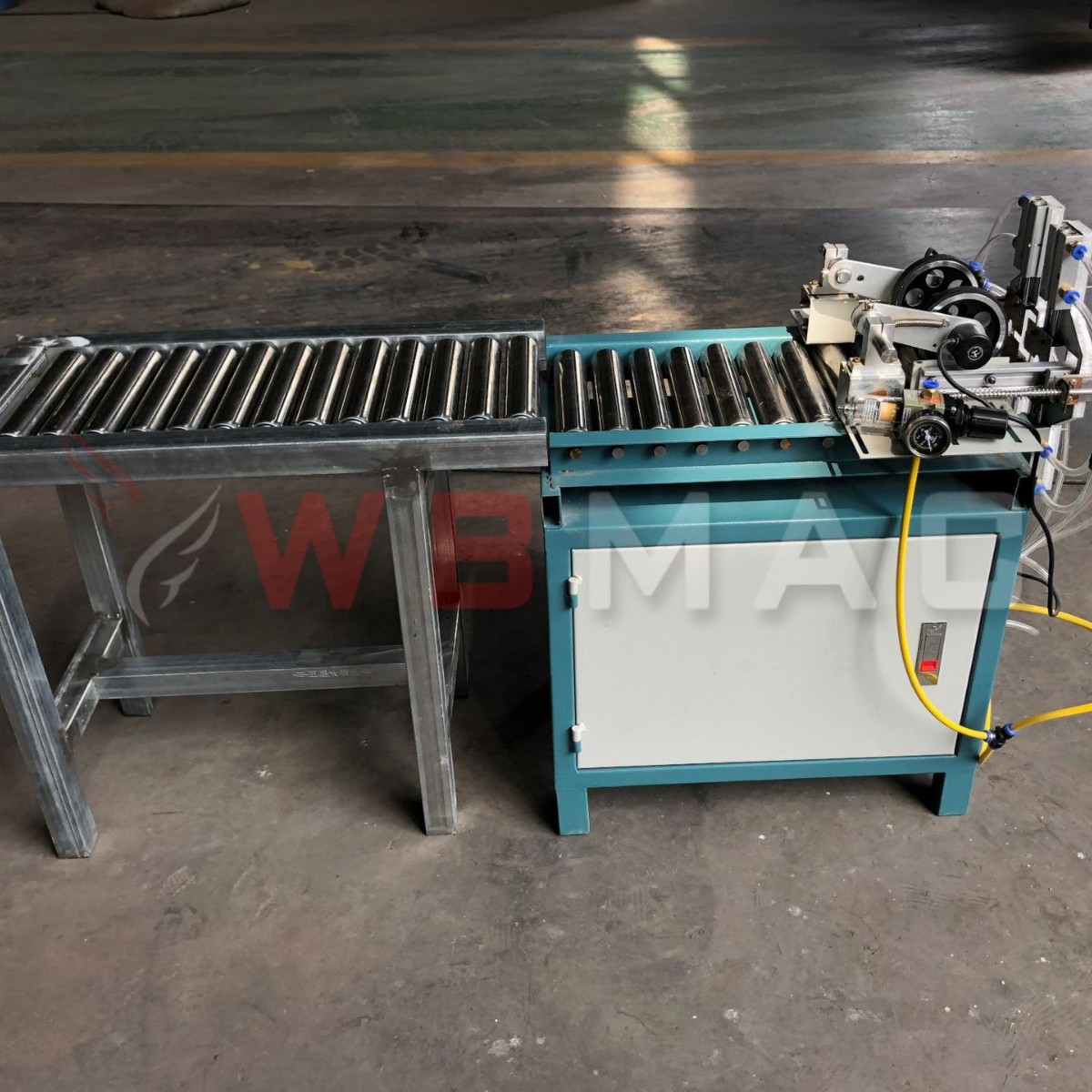 Машина для резки углеродных стержней, экологически чистая мастерская по производству углерода, автоматическая резка углеродных стержней из древесной стружки и пальмовых скорлуп