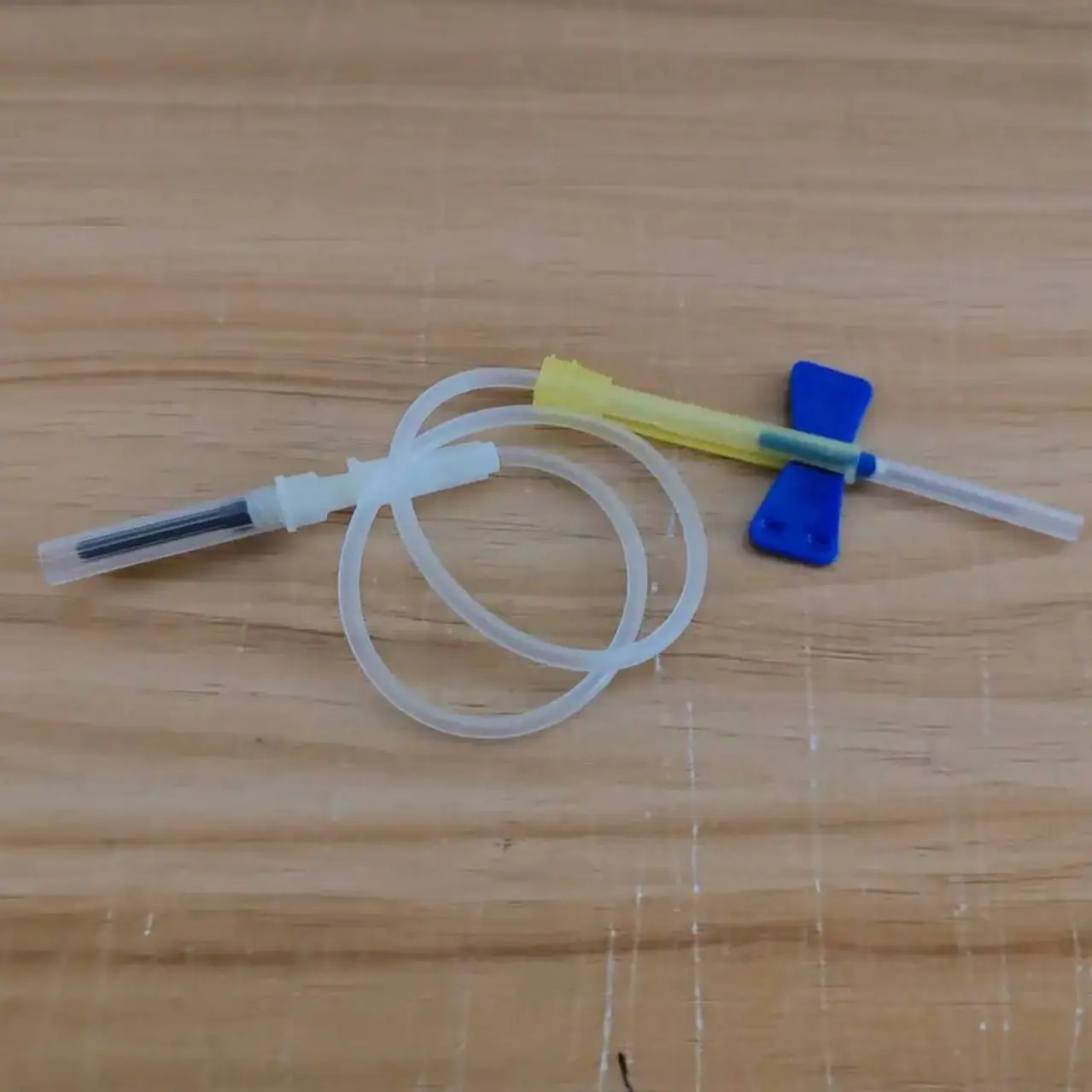 Double-Wing Safety Blood Collection Needle 21G23G Safe Bloodcollectionneedle Export Export