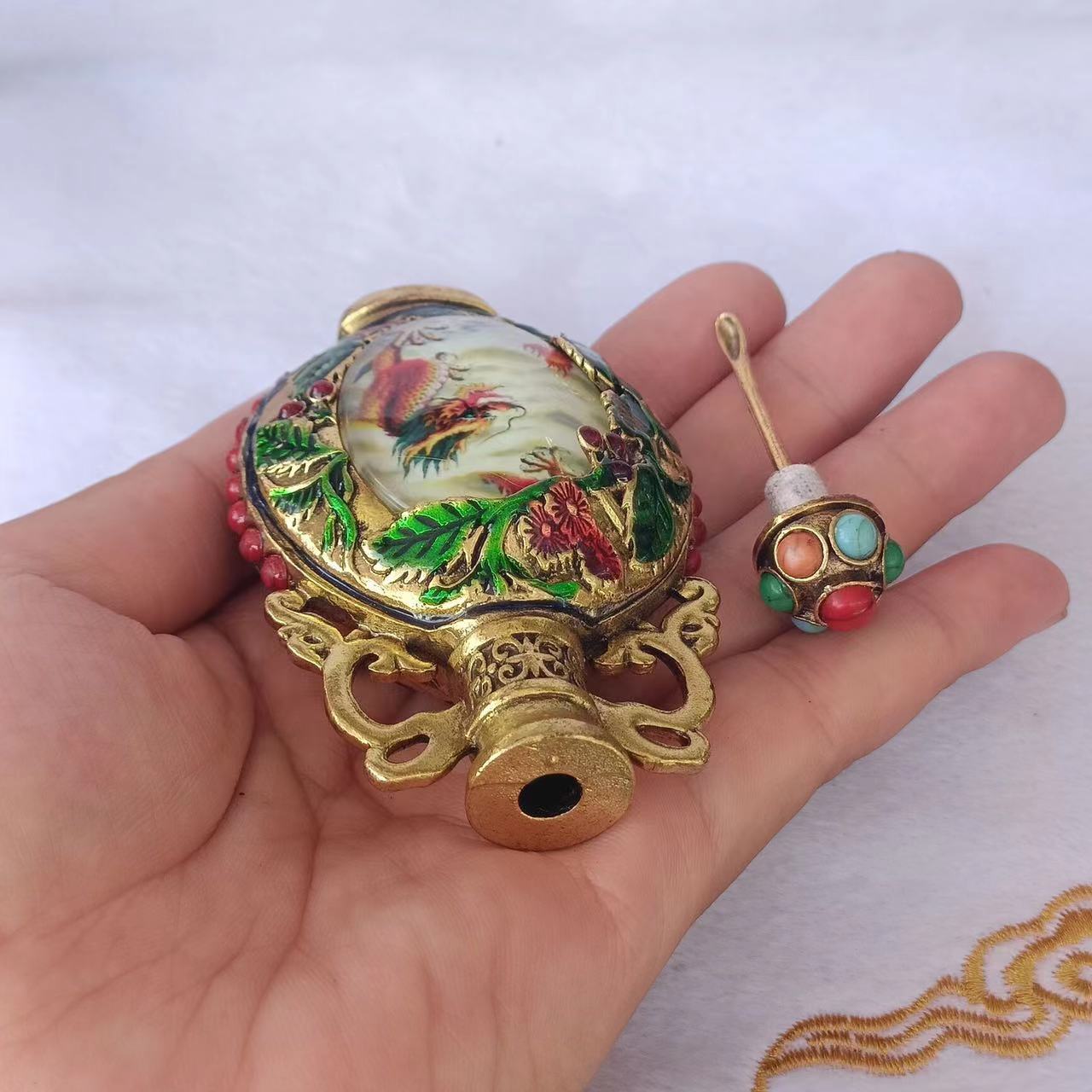 Antique Miscellaneous Xizang Antique Gem Jiulong Play Pearl Snuff Bottle Pendant Antique Old Crafts Live