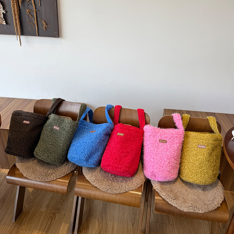 Осенняя новая домашняя ретро-пуховая сумка, большой объем, универсальная, на одно плечо, нишевая, кроссбоди