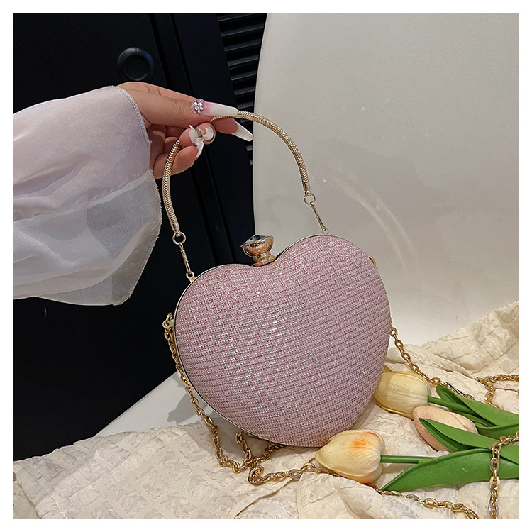 Новая стильная банкетная сумка, текстурированная миленькая сумка в форме сердца, универсальная сумка с цепочкой, банкетная сумка производителя