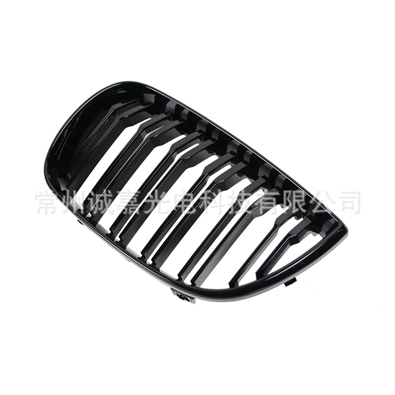 Suitable for BMW 1 Series E81 E87 04-07 modified parallel bars bright black net front bar net air intake grille