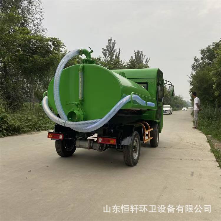 New Energy Electric Feces Suction, Self-Priming and Self-Discharging, Pure Electric Energy Driven Four-Wheel Sewage Suction Truck for Breeding and Feces Removal