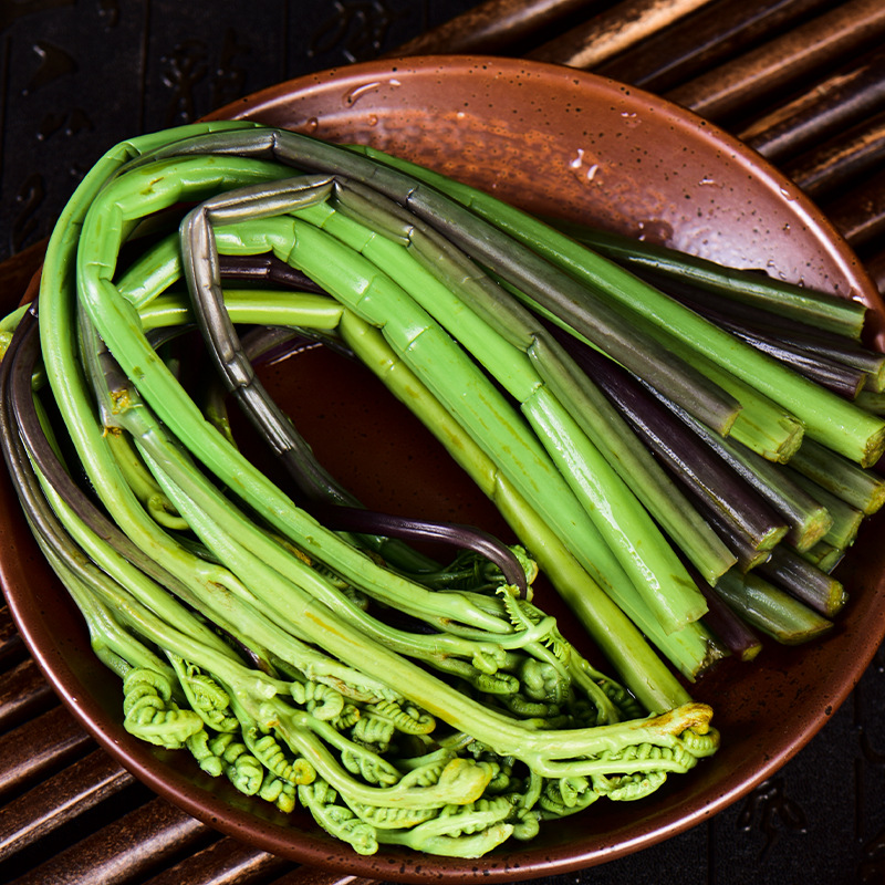A Box of 10 Bags of Bracken, Yunnan Specialty, Soaked Dragon Claw Vegetables, Farm Fresh Wild Vegetables, Bracken, Special Wild Vegetables and Wild Flowers