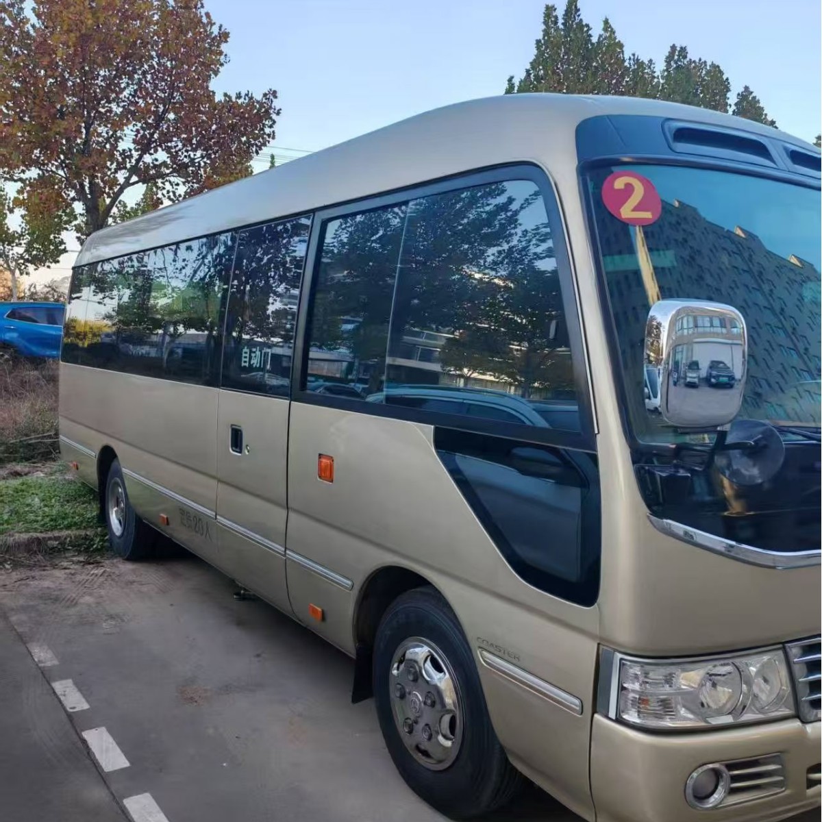 Refurbished Coaster 19-23 Seat Tourist Bus Coaster Bus Shuttle Second-Hand Coaster Minibus Cross-Border