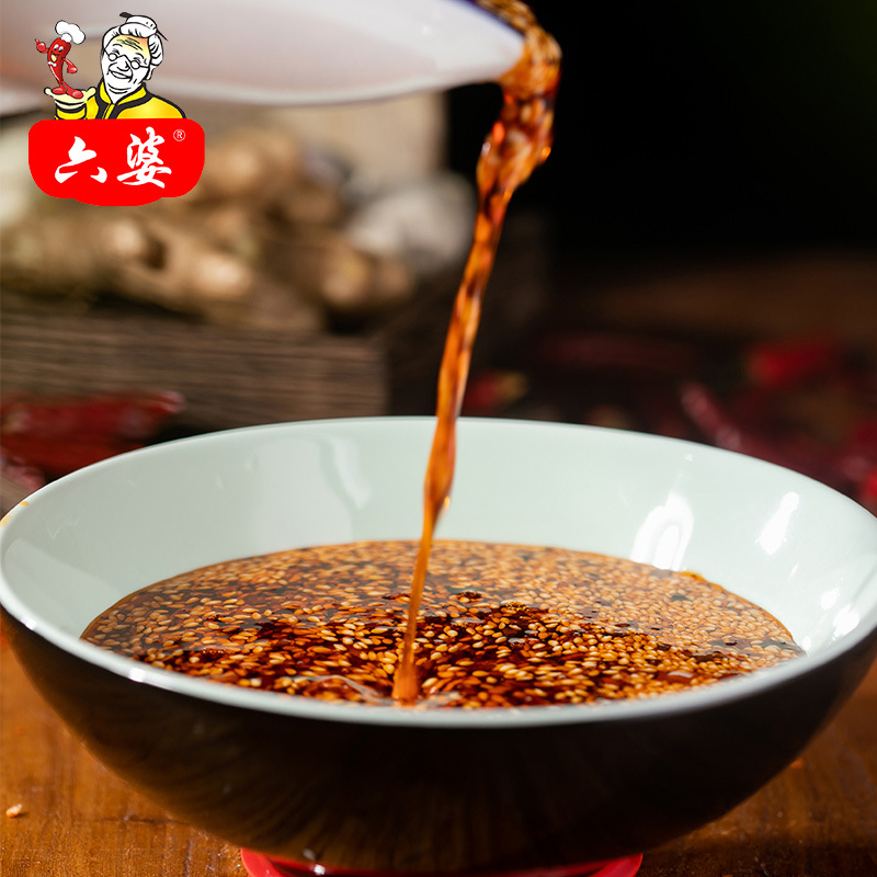 Liupo 230g Sichuan red oil spicy chili oil Sea pepper oil hot pepper pepper Cold noodles seasoning hot pepper