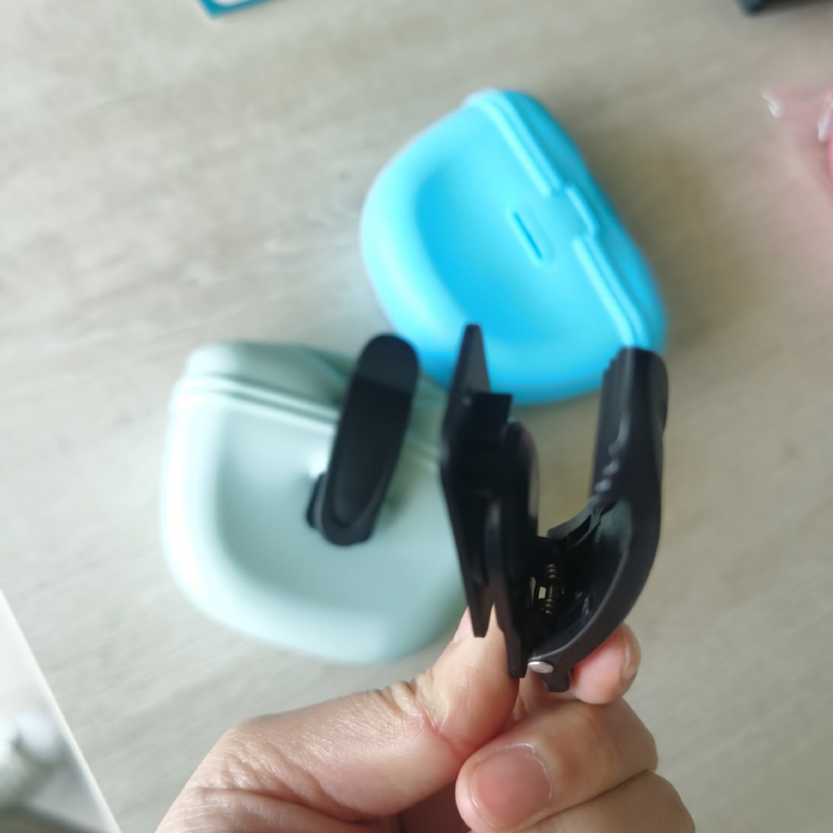 Multifunctional plastic back clip fixing clip pet waist bag clip mobile phone leather case back clip intercom belt clip buckle