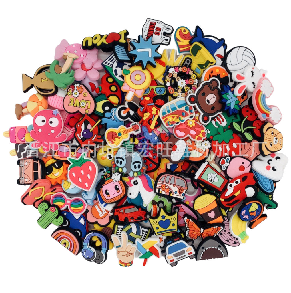 Random 100 shoes flower broken hole shoes shoes flower accessories garden shoes buckle cute cartoon DIY decorative buckle