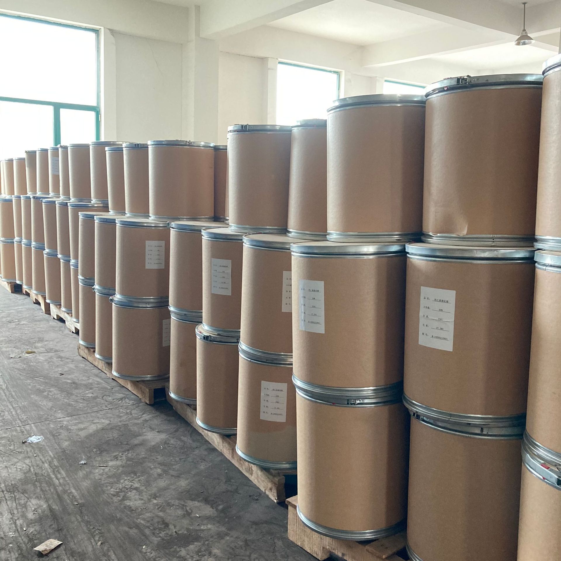 Brand New Ammonium Molybdate, Analytical Grade, Corrosion Inhibitor, Catalyst, Metallurgical Raw Material, Petroleum Industry, Efficient Extraction of Molybdenum Element