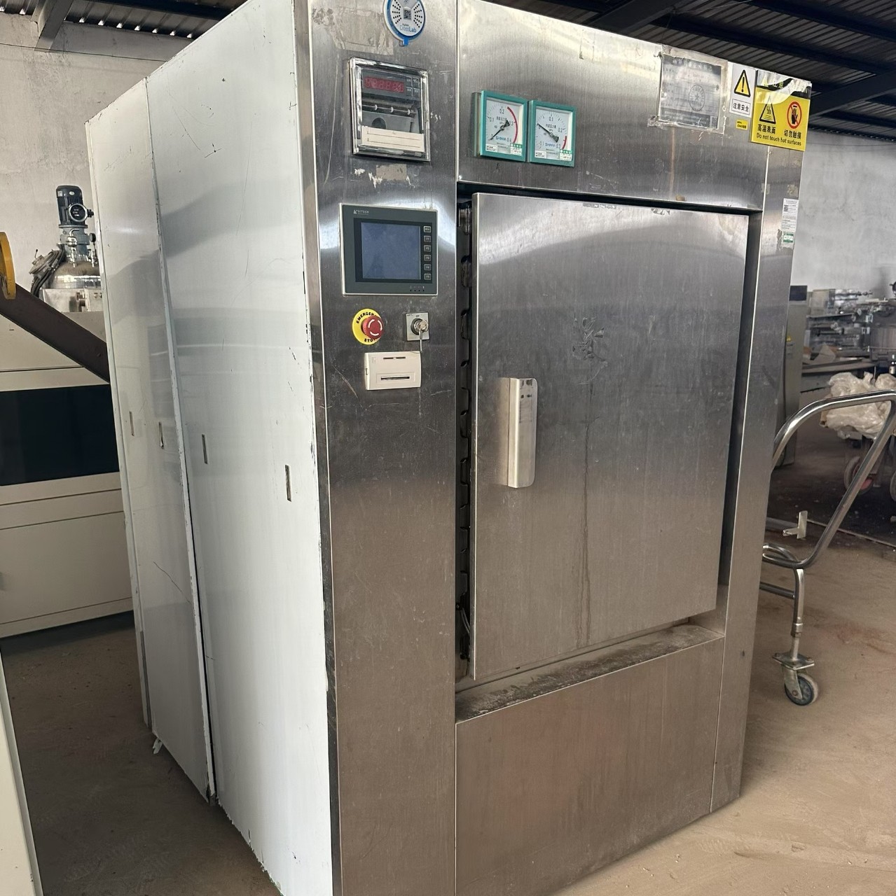 Used Shandong Xinhua Pulsed Vacuum Sterilization Cabinet 0.36 Cubic Vacuum Pulsed Sterilization Cabinet Sterilizer for Sale