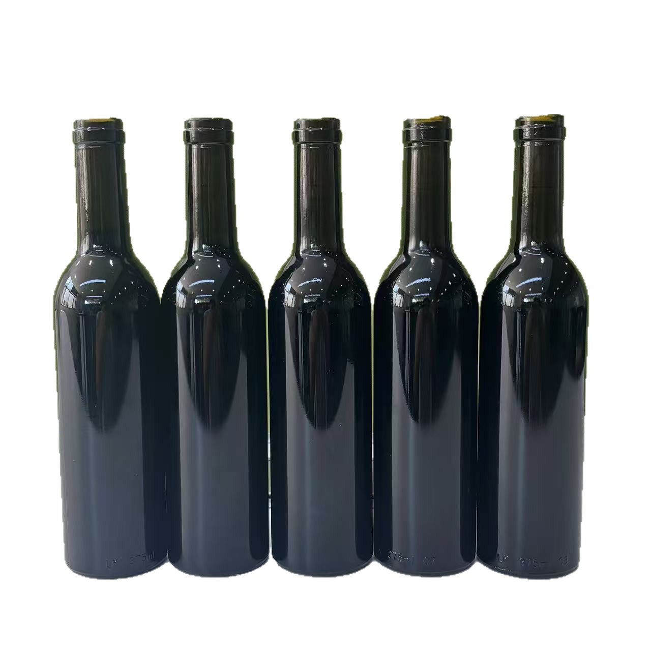 13.9% Xinjiang Cabernet Sauvignon Sample Light Bottle Wine Oem Custom Filling First-Hand Supply Red Wine