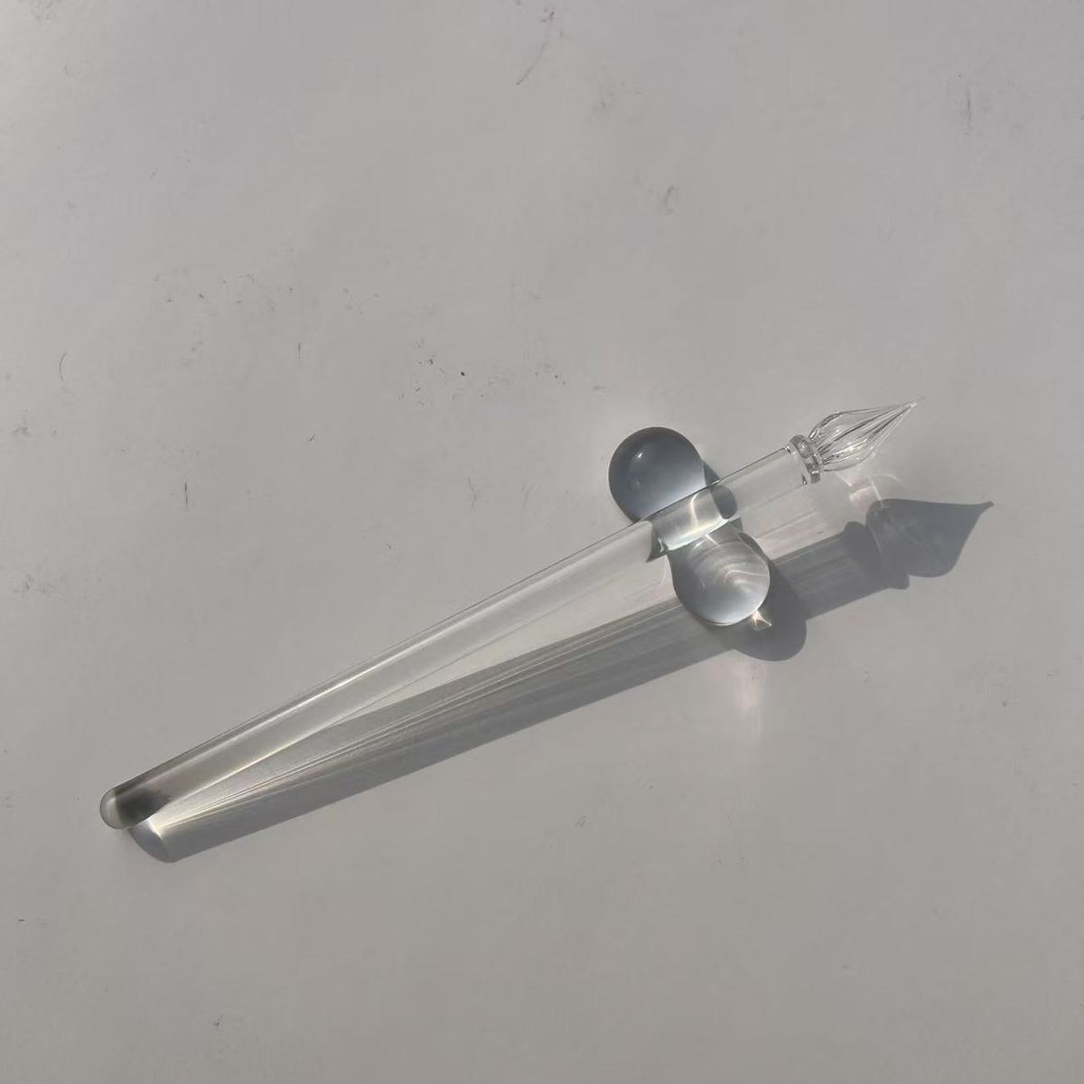 Набор кристаллических стеклянных фей: новая тенденция и высококачественный письменный артефакт