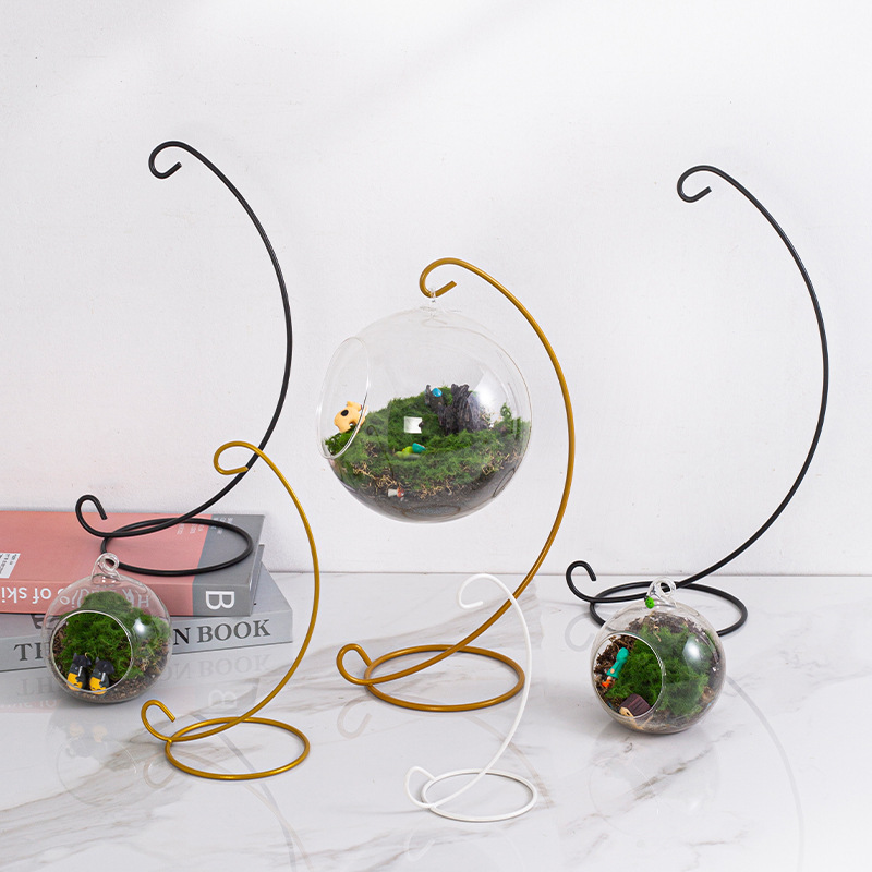 Micro landscape iron frame Barbie doll hanging basket micro landscape ornaments ecological glass bottle iron frame manufacturers spot wholesale