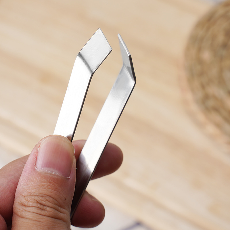 Manufacturer in stock pig hair clip stainless steel flat oblique mouth hair remover household chicken duck goose hair clip pick fish bone clip tweezers