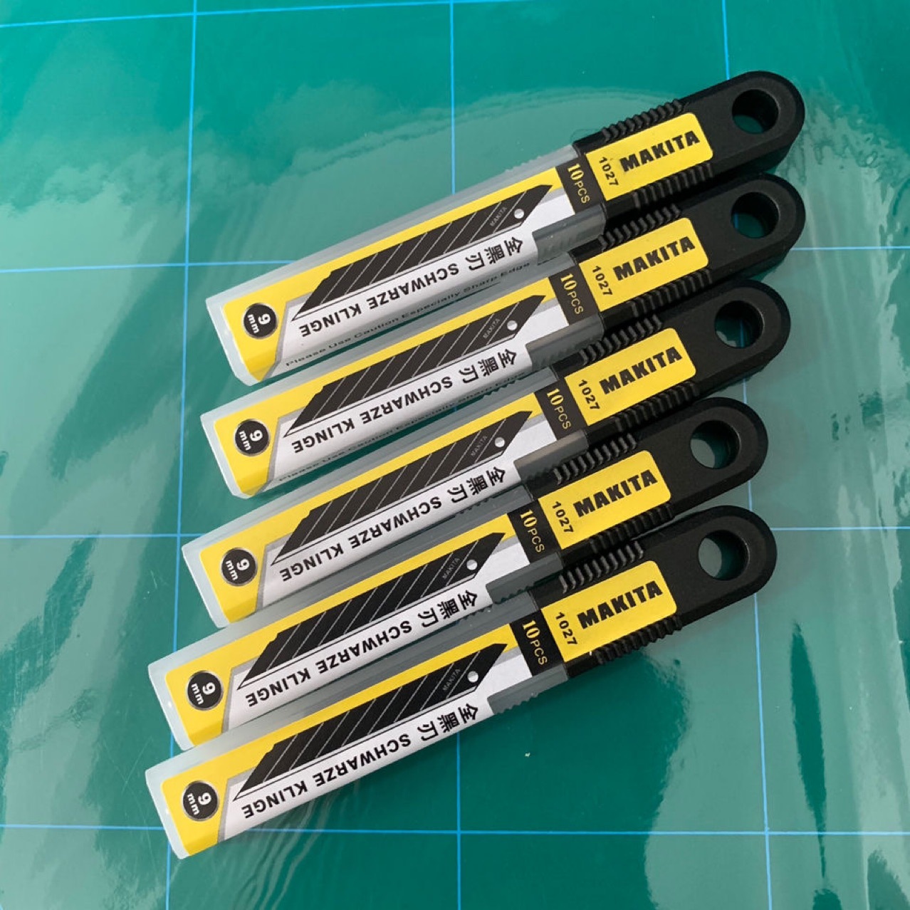 Car Film Cutting Blade Imported All-Black Blade 30-Degree Sharp Edge Trimming Blade Small Utility Blade