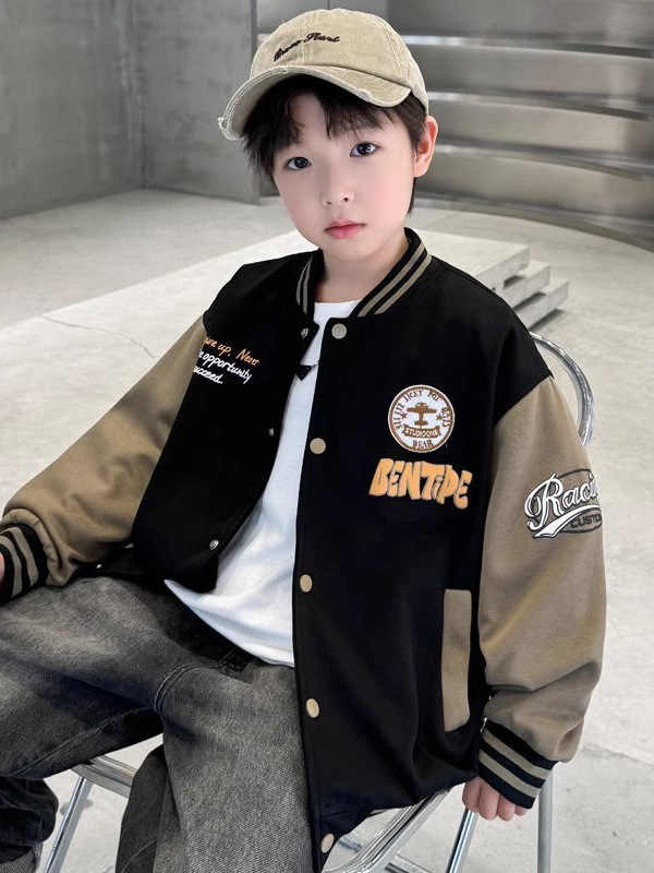 Boys' Spring and Autumn Jacket 2025 New Boys' Autumn Sports Baseball Jacket for Older Children Stylish Cardigan Top Trendy