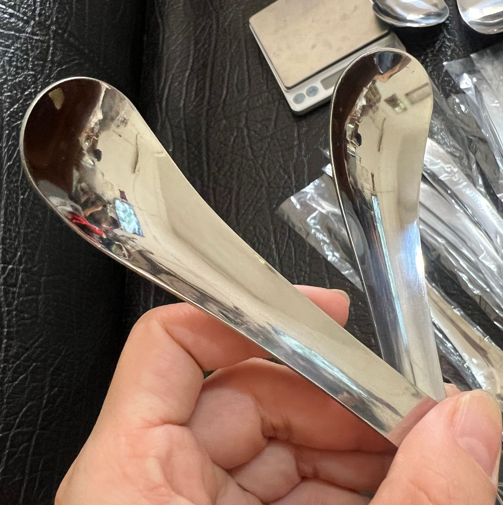 Stainless Steel Dessert Spoon Coffee Mixing Spoon Leaf Pattern Spoon Ice Cream Long Handle Digging Spoon Fruit Cutting Spoon Dumplings
