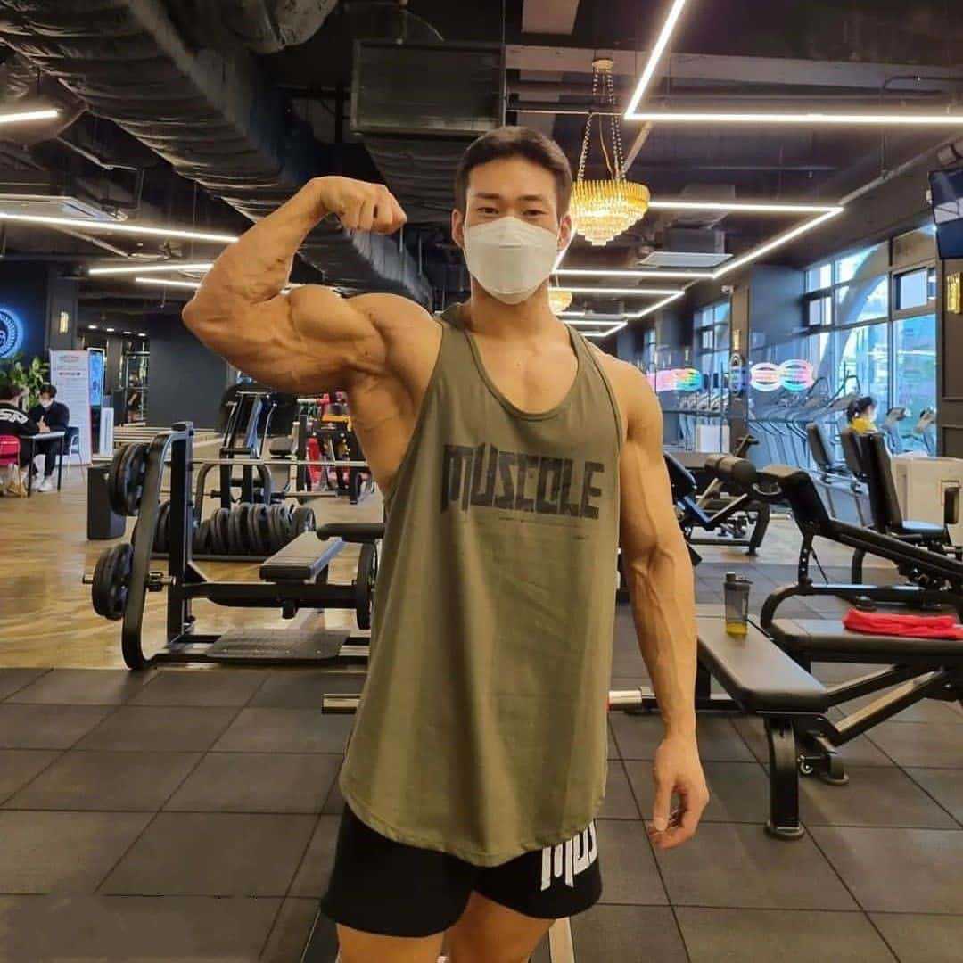 Summer Sports Fitness Vest Men's Casual Running Aerobic Training Elastic Breathable Sleeveless Racer Vest Undershirt