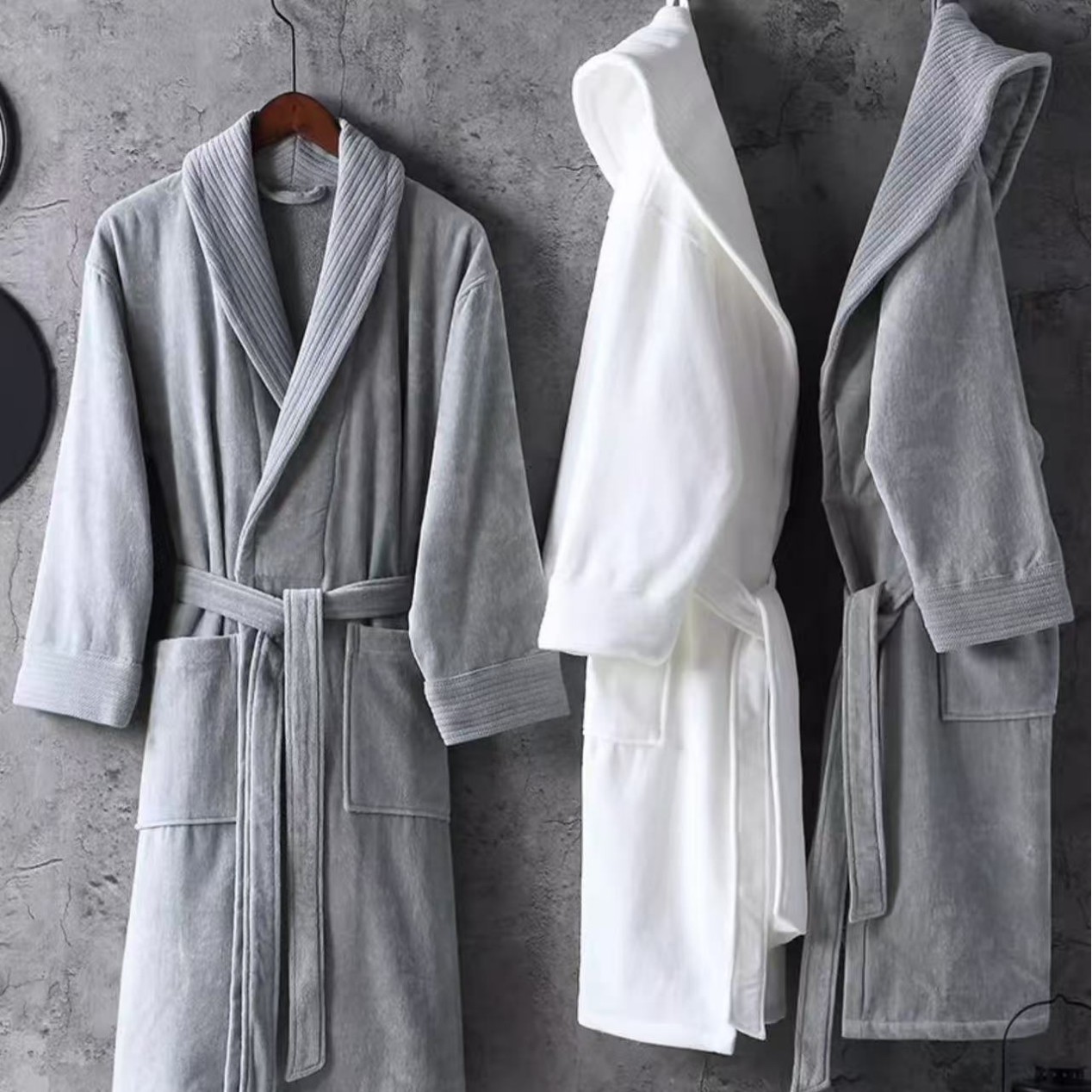 Hilton Hotel Bathrobe for Men and Women, Pure Cotton Towel Material, Ultra-Thick, Skin-Friendly, Soft and Absorbent, Couple's Nightgown, Bathrobe, Autumn and Winter
