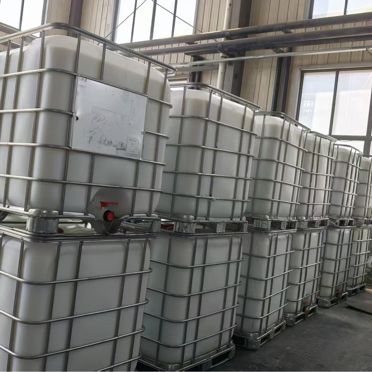 Acrylic Emulsion Is Flexible, Highly Elastic, Water-Resistant and Weather-Resistant, Has Good Adhesion, Long-Lasting Waterproofing, Single-Component 3050