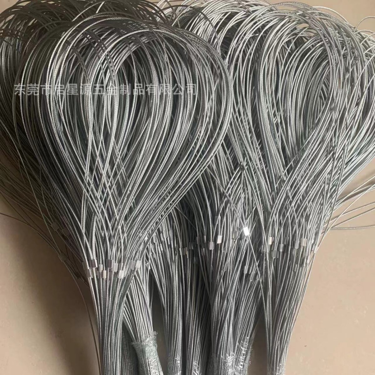 Manufacturer Wholesale Stainless Steel Wire Rope Single-Sided Pressed Oval Aluminum Sleeve Stainless Steel High-Strength Accessories Lifting Rope Pull Rope