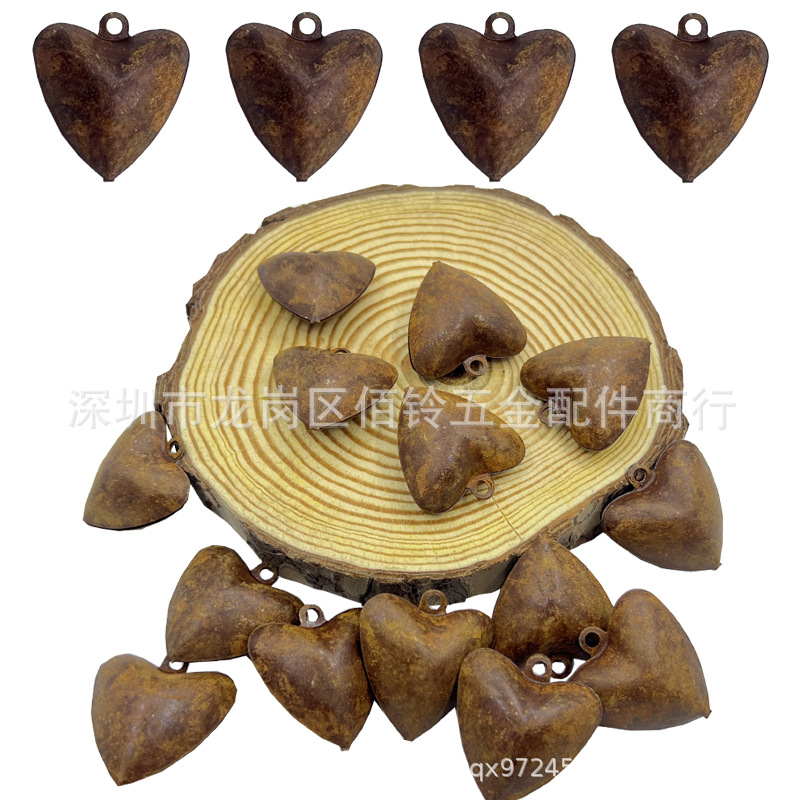 Creative Love Christmas Metal Old Natural Rusty Love Shape Decoration Accessories Christmas Party Holiday Bell