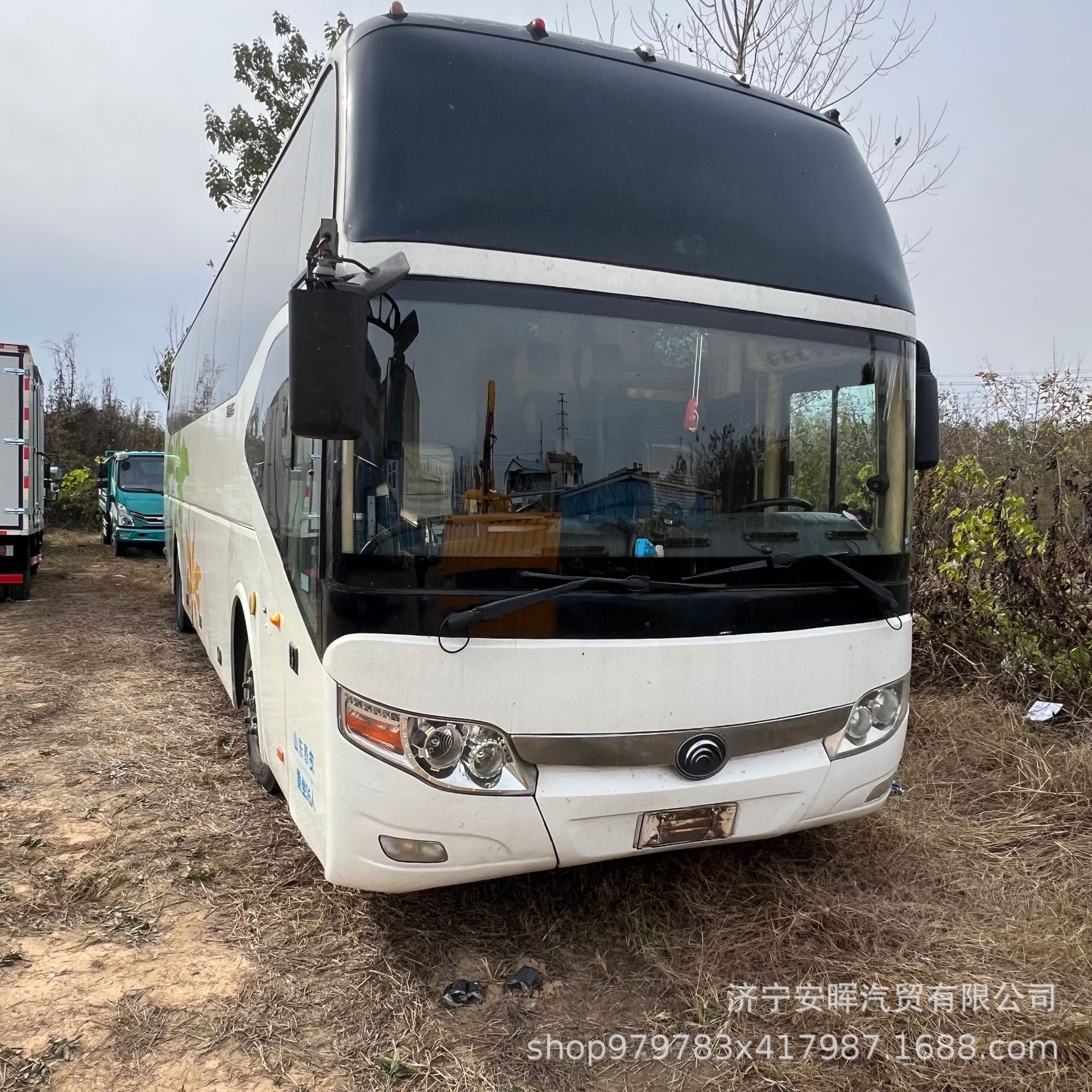 Автобус Yutong 10-23 мест, средний автобус Yutong T7 базовая стандартная версия в наличии с полными процедурами