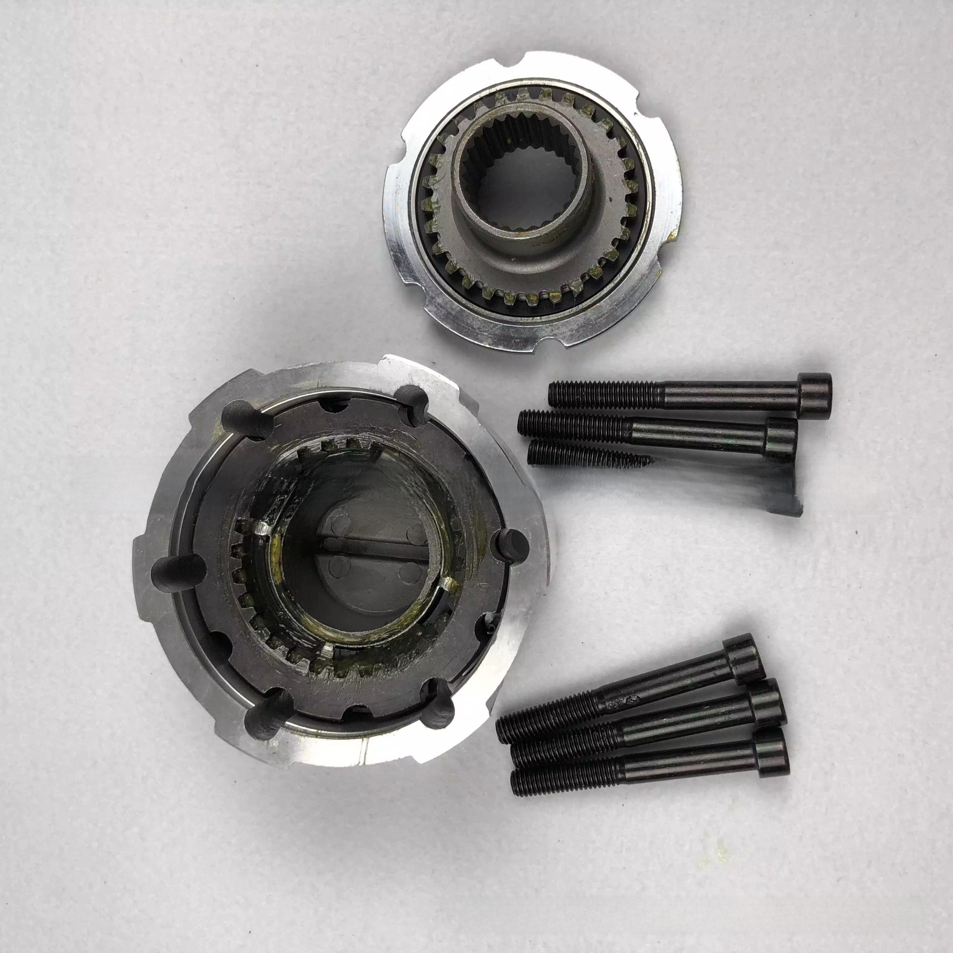 Front wheel clutch free wheel Yi 40250-2s610 applicable to Nissan pickup Pathfinder Navara D22