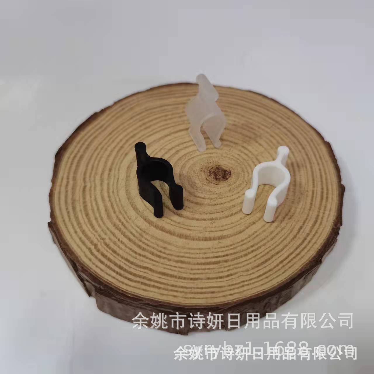 20-port 24-port Cleansing Oil Pump Button Buckle Plastic PP Material Lotion Pump Clip Buckle Small Button Clip Buckle