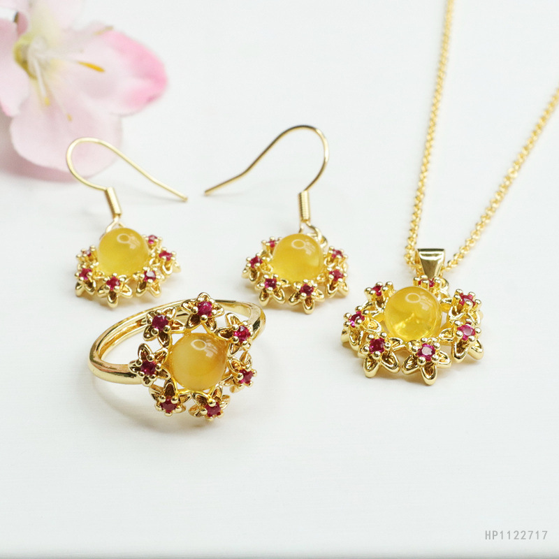 Комплект из натурального янтаря и пчелиного воска Гуань Юй: подвеска, серьги, кольцо, прямая доставка с завода S1122717