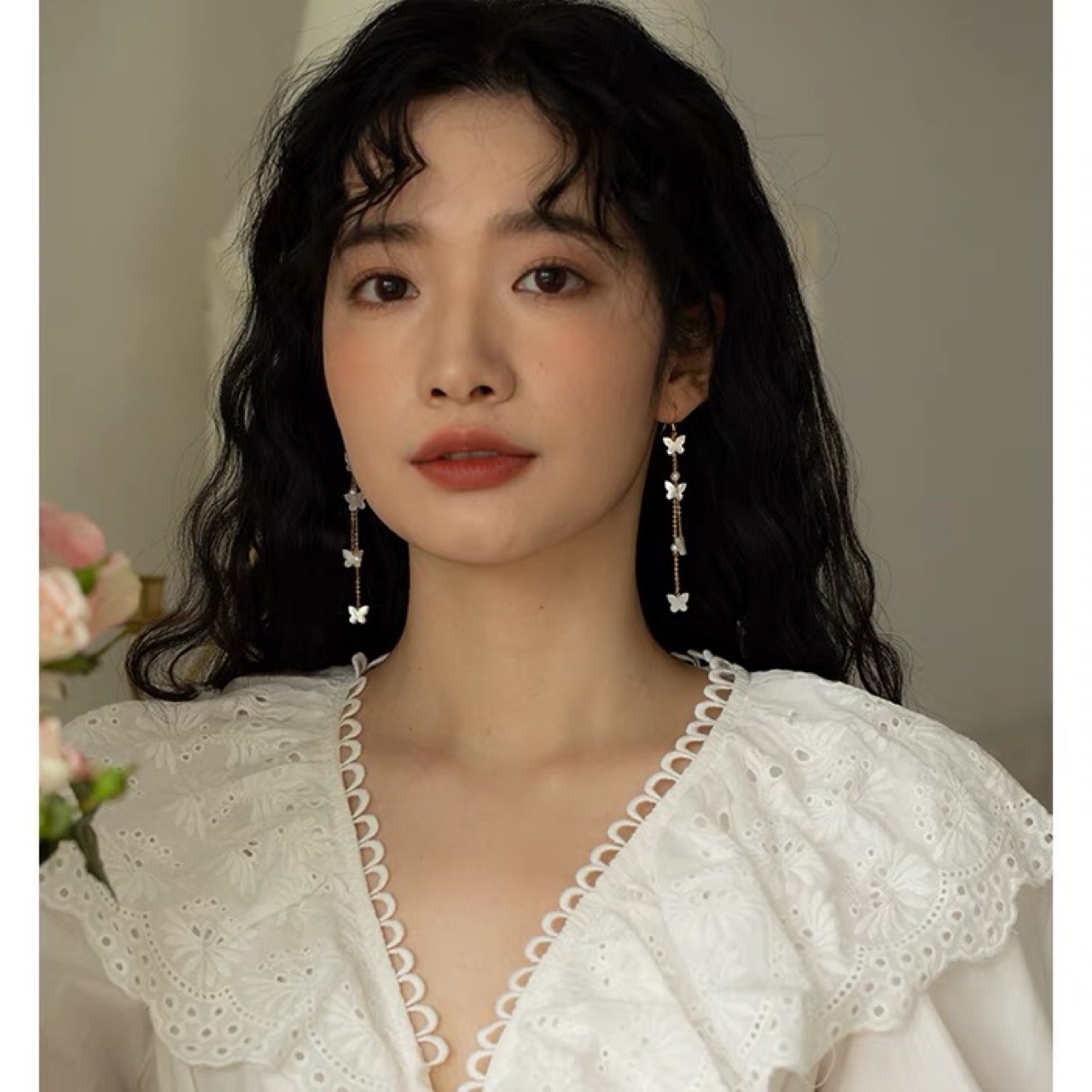 Нишевый дизайн, серьги из натурального пресноводного жемчуга, 14K позолота, белые серьги в форме бабочки с ушным крючком, серьги из серебра 925 пробы