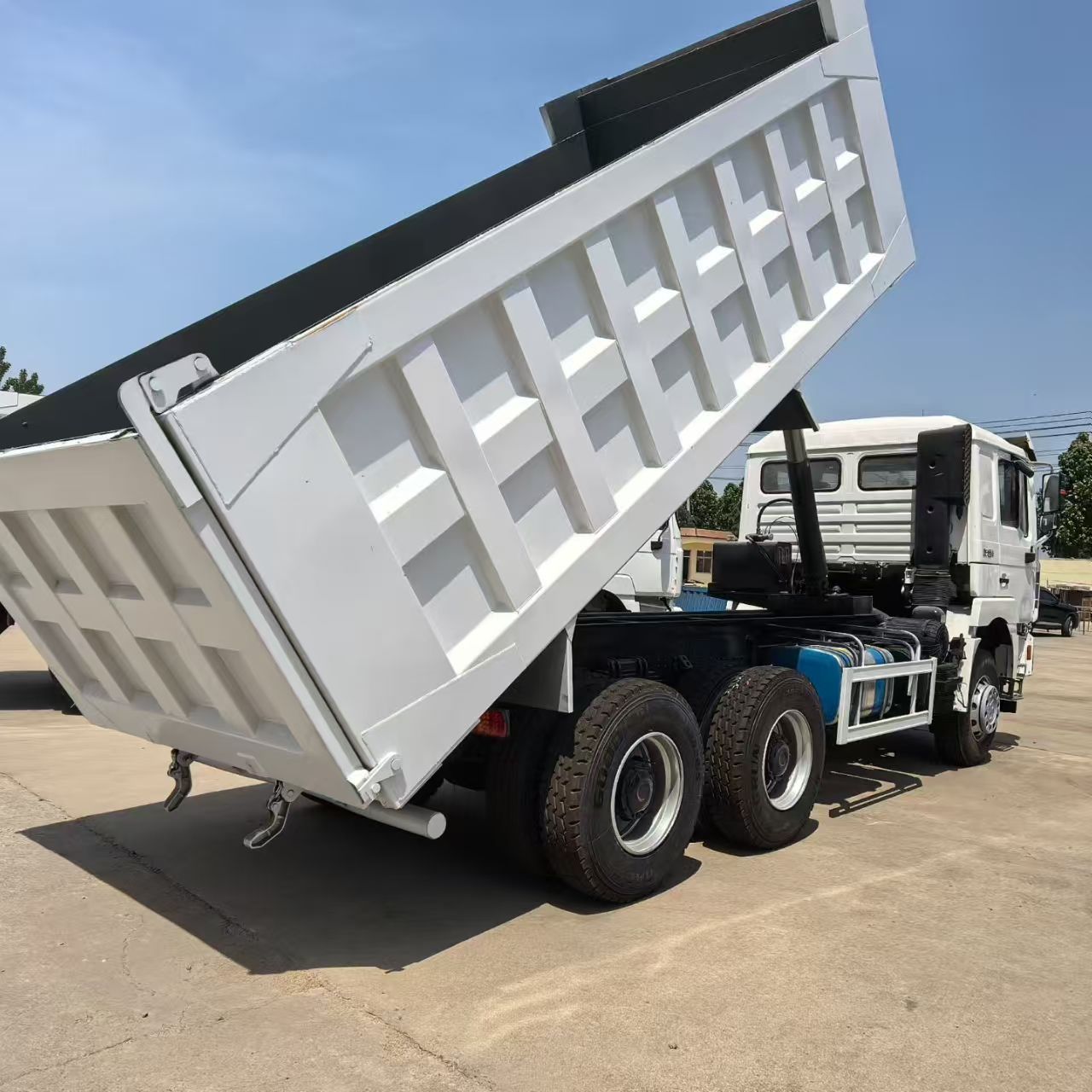 Экспортный самосвал Howo на продажу, 6X4, 330 л.с.