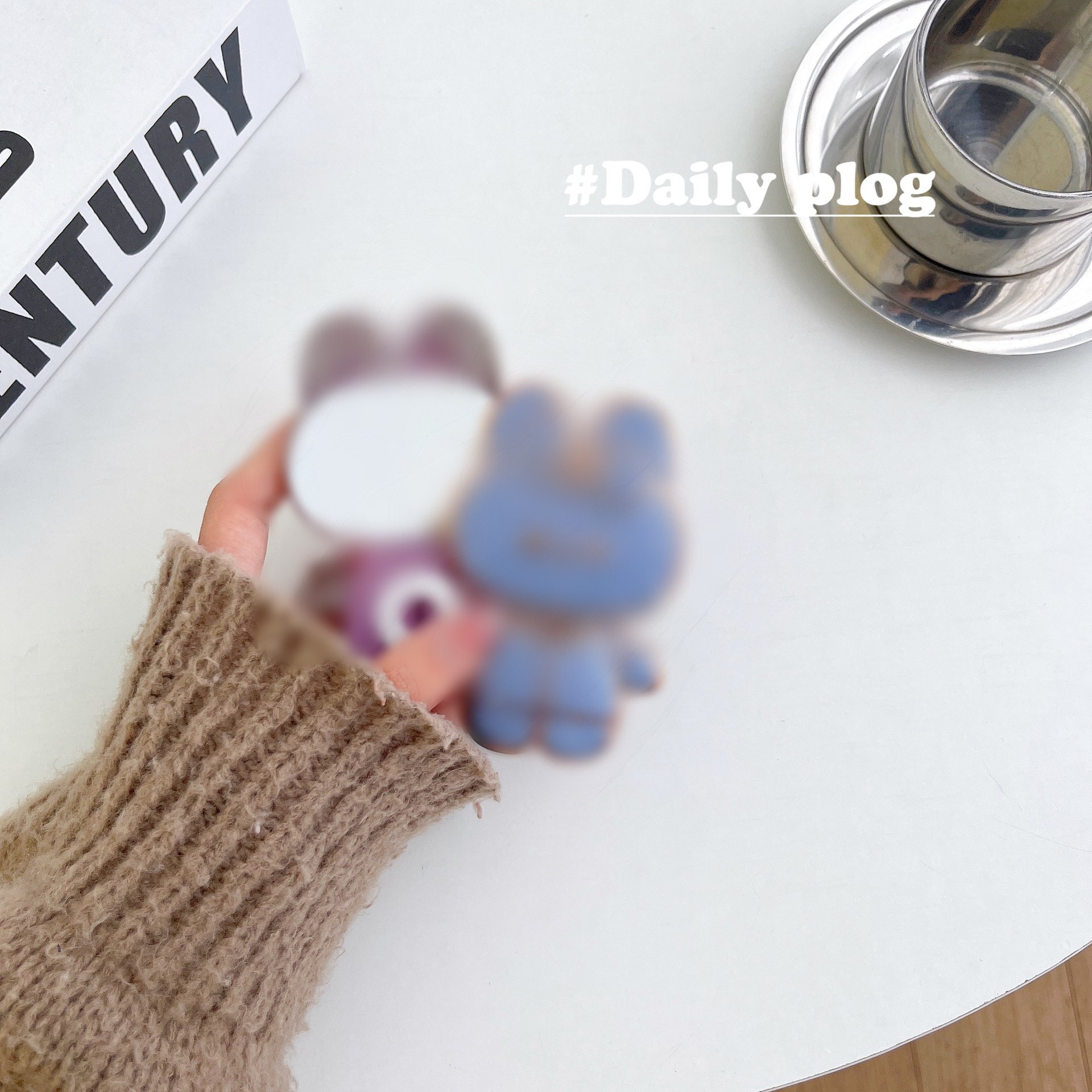 Kt Rabbit Cute Cartoon Phone Case Back-Mounted Girls Makeup Mirror Portable Rotating Stand Douyin Stand