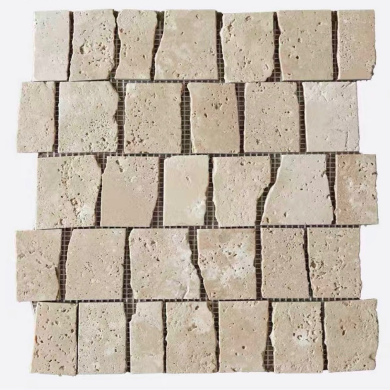 Натуральный мрамор травертин, плитка с ручной обработкой, плитка с натуральными краями