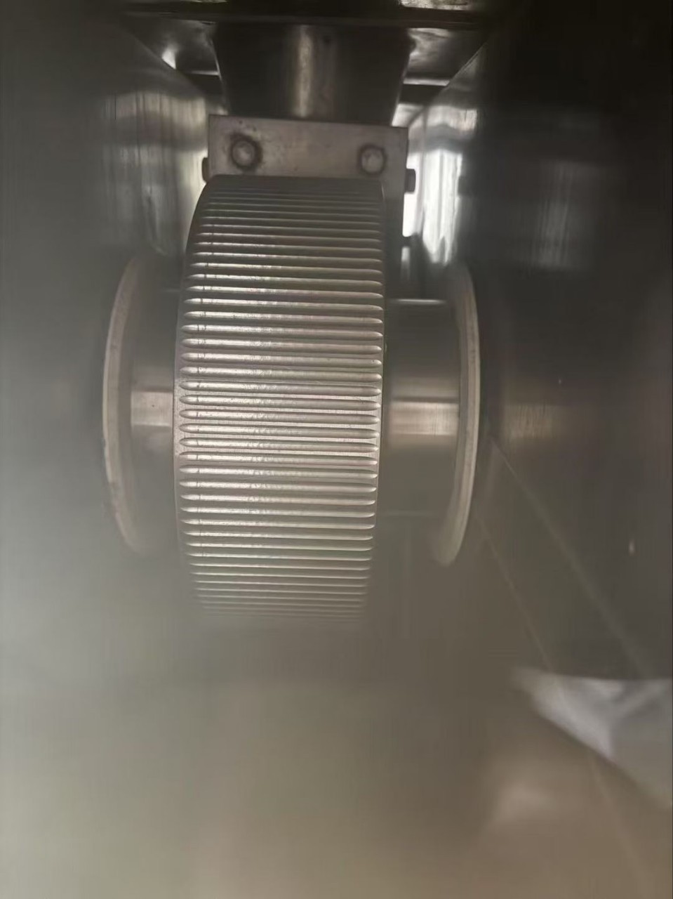 240 Dry Granulator, Currently There Is Only One Equipment in the Factory, the Boss Who Needs It Contact Me