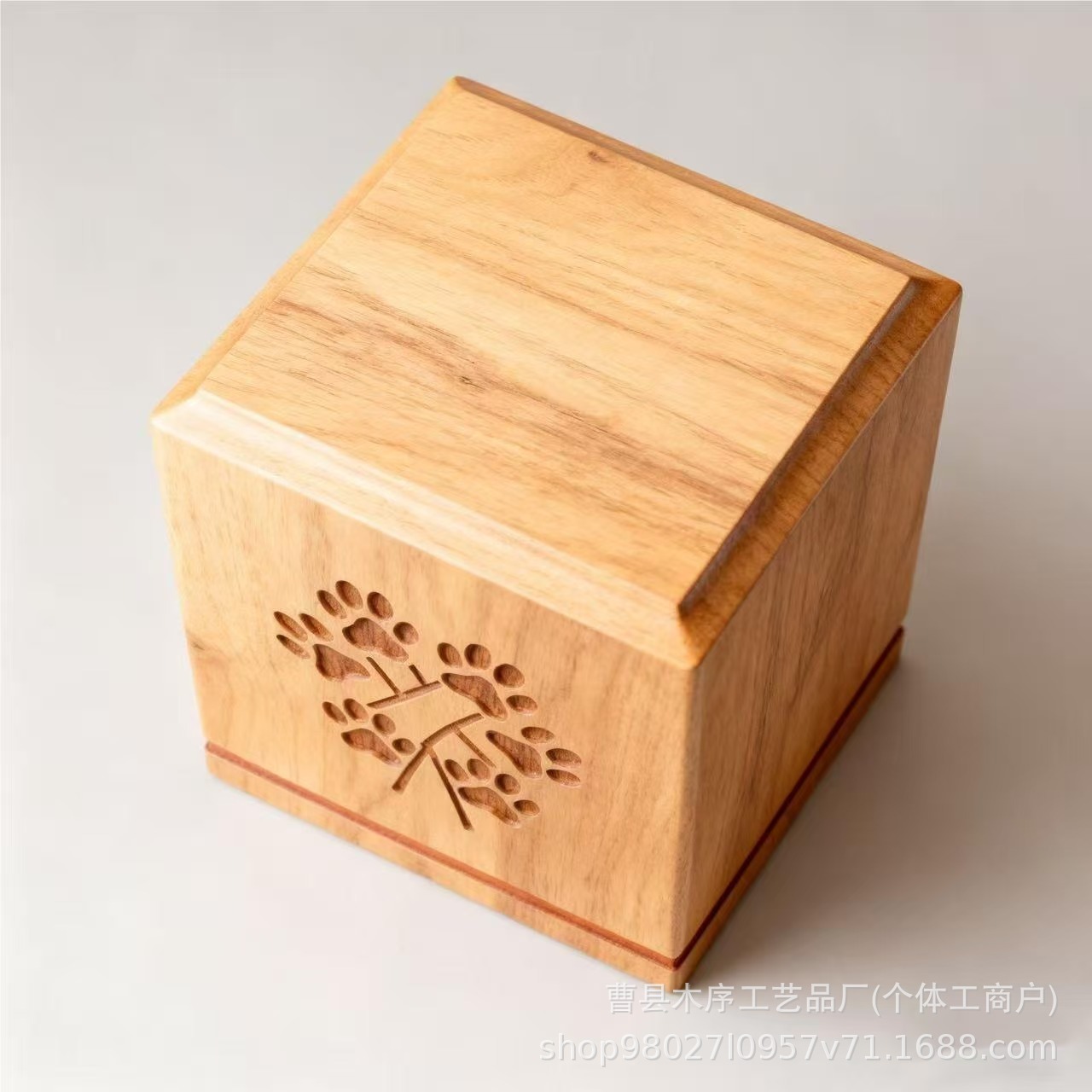 Cross-Border Wooden Pet Urn Cat and Dog Funeral Supplies Urn Solid Wood Pet Souvenir Storage Box