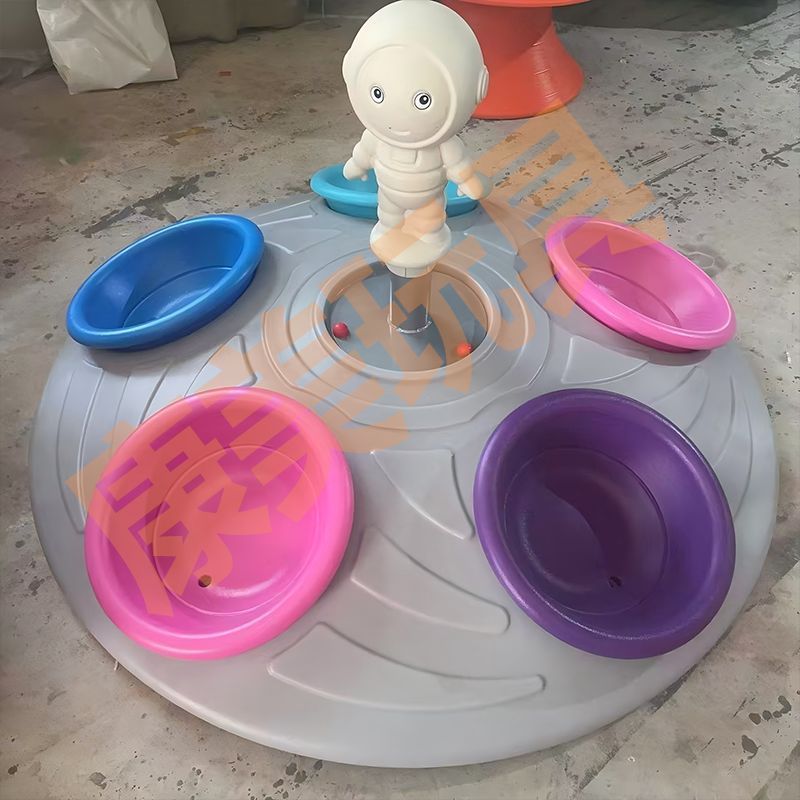 Park Outdoor Playground 3-Person 5-Person Flying Saucer Spinning Chair Unpowered Spinning Cup Community Turntable Plastic Toy