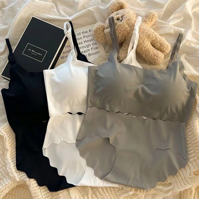 Sports suit Gather Girl's Traceless Bra Student's Non-steel Rings Development Period A Set of Bracing Upper Bracer