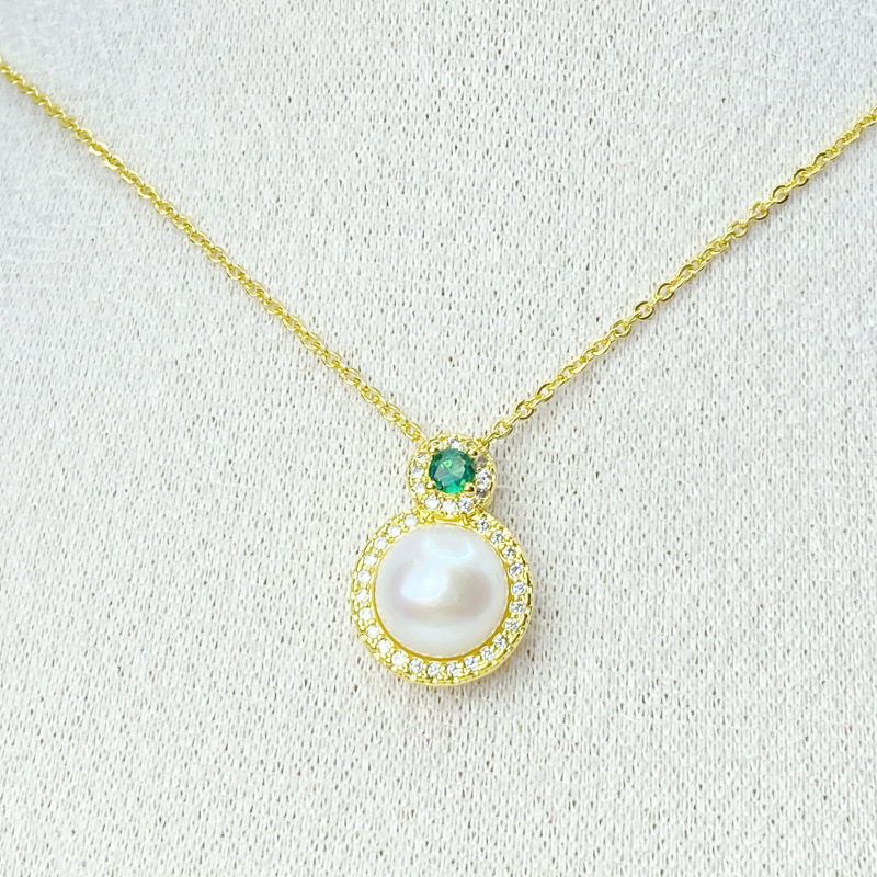 Natural Freshwater Pearl Set with Diamond Pendant Necklace and Earrings, Fashionable Light Luxury Versatile Design for Women, Dropshipping