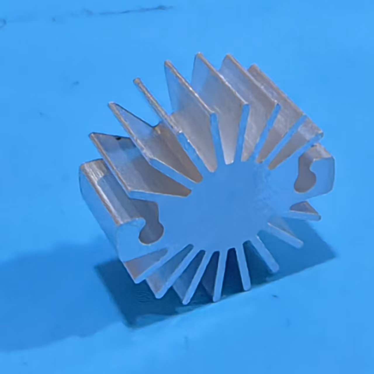 Ready Supply 1W Led Radiator, Diameter 23 Thick 10 mm Hole 16.6 mm Heatsink 16.6 mm