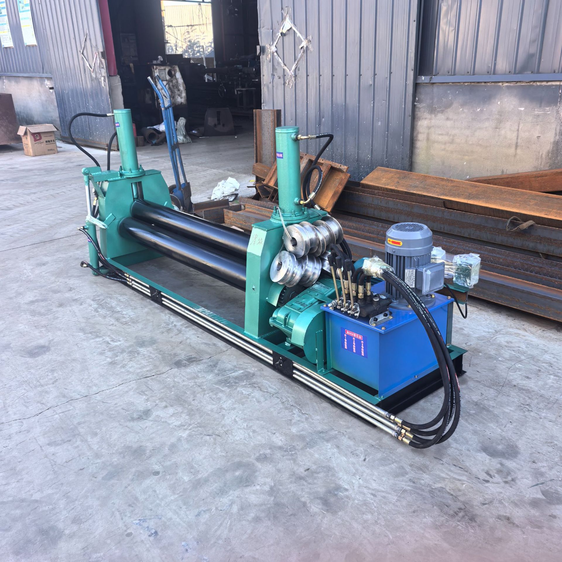 Hydraulic Sheet Metal Rolling Machine Small Electric Sheet Metal Rolling Machine Metal Sheet Rounding Machine Three-Roll Hydraulic Sheet Metal Rolling Machine
