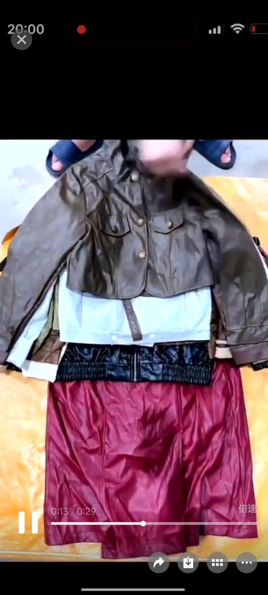 Second-Hand Clothes, Old Jackets and Outwears Exported to Africa and Southeast Asia, Live Broadcast Supply Selection, Vietnamese and Thai Fashion Hotties