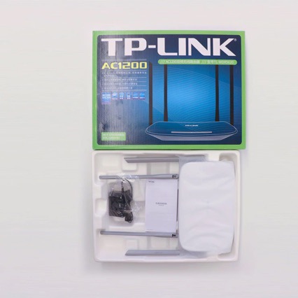 tp-link 5620 dual-frequency 1200M wireless router wifi home 100 megabyte network port through wall 5G high power