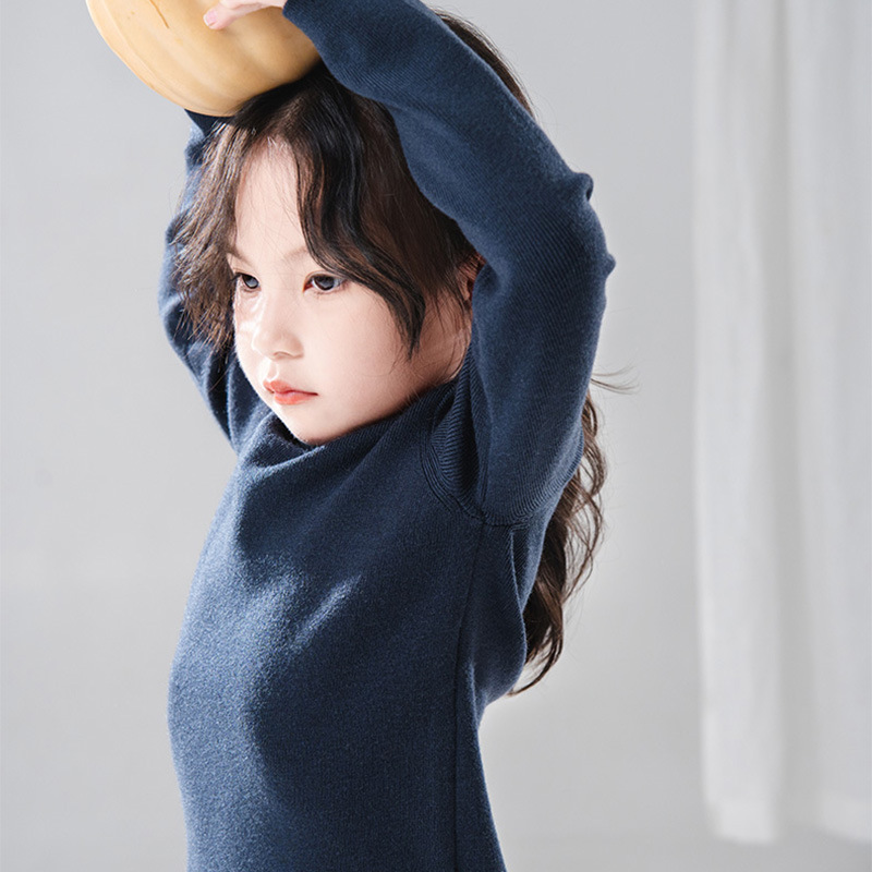 2024 Autumn and Winter New Girls' Middle Collar Base Shirt Wool Sweater Children's Sleeve Side Willow Bud Knitted Sweater Pit Strip Pullover