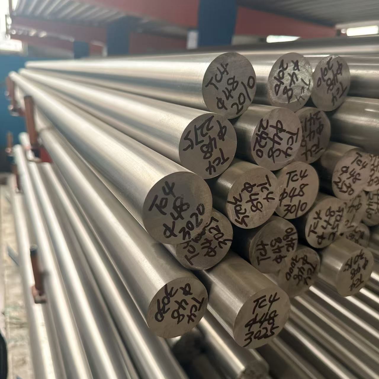 Supply Tc4Ta2 Titanium Round Bar Large Diameter Solid Tc4 Titanium Alloy Rod Can Be Cut