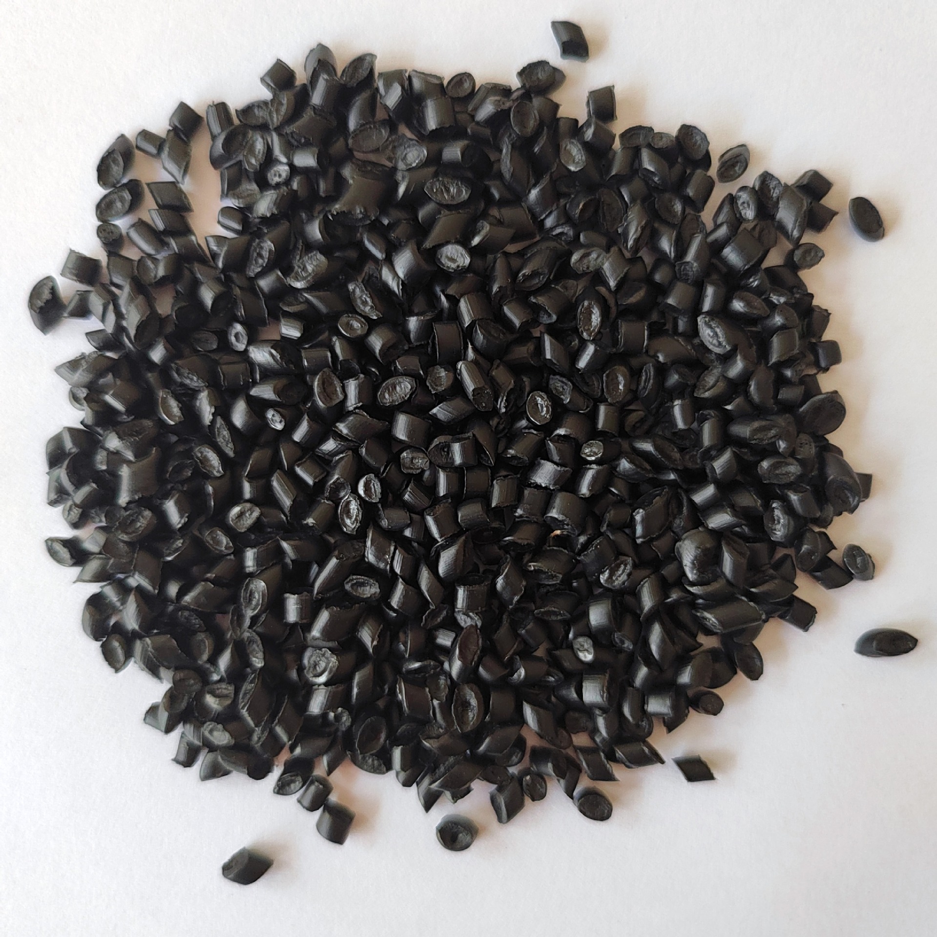 High-resistant pp Black Particles, Impact 35, Good Flow, High-strength pp, High-resistant, Car Home Appliance